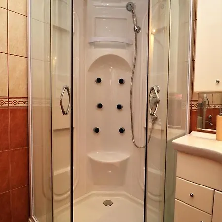 Roxy 4a Apartament *