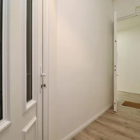 Roxy 4a Apartamento *